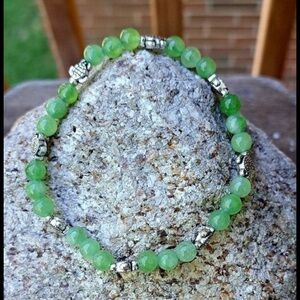 Peridot Green Beaded Bracelet with Silver Turtle Accents